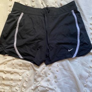 NIKE AND UNDER AURMOR BUNDLE
